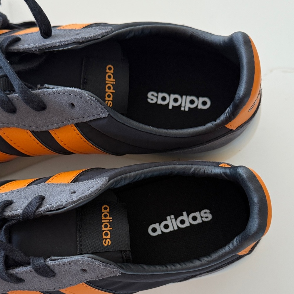 NWT Adidas Gray and Orange  Barreda Decode Sneakers Size 10 - Picture 5 of 8